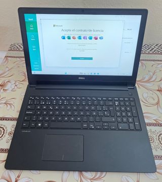 Ordenador portátil DELL I5 SEXTA GENERACIÓN 8RAM