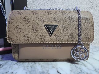 Bolso Guess Marrón Cadena Logo
