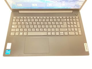 pc portatil lenovo 82tt