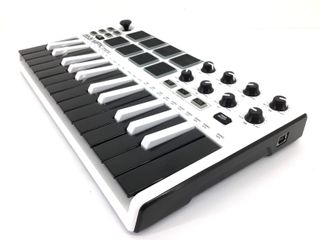 controlador midi akai mpk professional