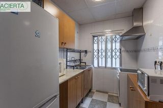 Piso en venta en Camino de Ronda - Rosaleda en Granada