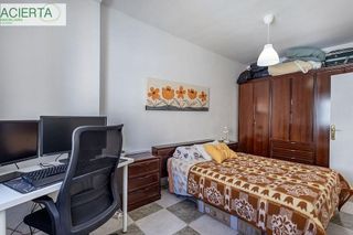 Piso en venta en Camino de Ronda - Rosaleda en Granada