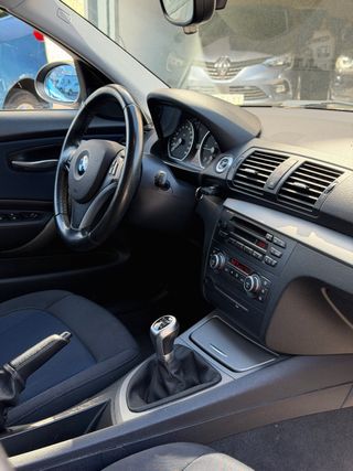 BMW Serie 1 118d 2008