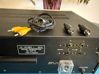 Amplificador–receptor Thomson R-2001 Hi-Fi.