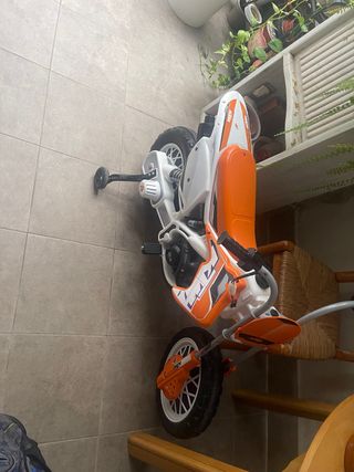 Moto a batería KTM infantil