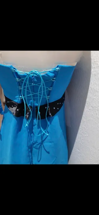 Vestido de fiesta azul