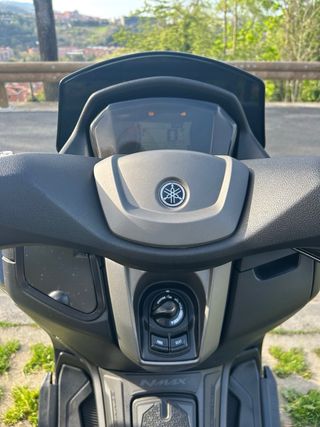 Yamaha NMAX Azul/Negro Automática Versión 2