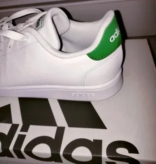 Zapatillas Adidas Blancas y Verdes