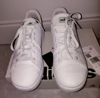 Zapatillas Adidas Blancas y Verdes