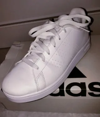 Zapatillas Adidas Blancas y Verdes