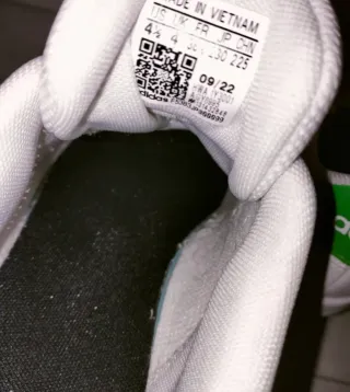 Zapatillas Adidas Blancas y Verdes