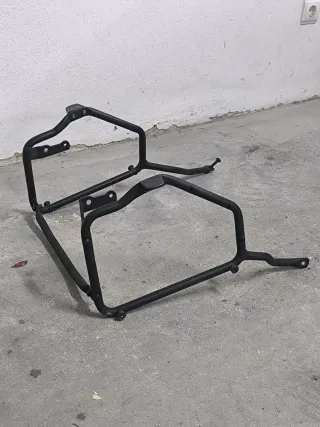 Suporte malas laterais Suzuki GSXF650/1250/ bandit