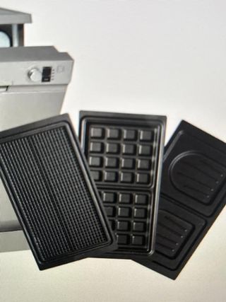 Gofrera y Sandwichera 2 en 1 Senya- Nueva!