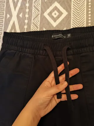 Pantalones negros anchos