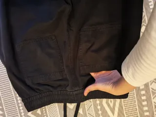 Pantalones negros anchos