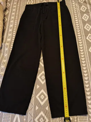 Pantalones negros anchos