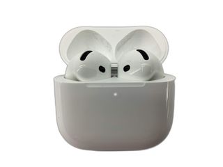 in-ear apple airpods 4 gen