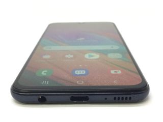 samsung galaxy a40 64gb 4ram