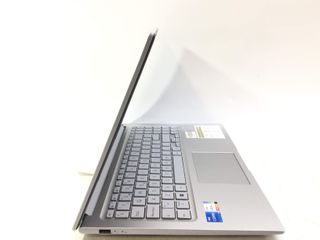 pc portatil asus vivobook x1504va