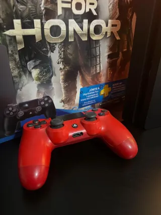 PS4 Slim 1TB + Nuovo Controller + 5 Giochi! OFFERTA!