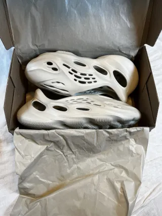 Adidas Yeezy Foam Runner Ararat Talla 38-45