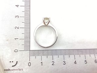 sortija oro 18k con diamante de laboratorio