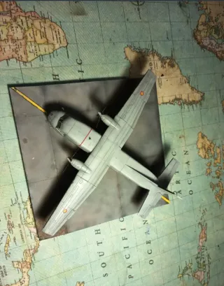 Diorama Avión casa 212 escala 1:72
