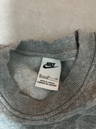 Sudadera Nike Gris