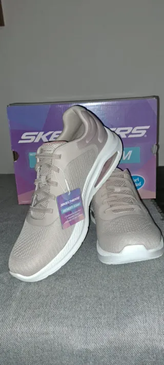 Skechers donna tg 42 nuove con cartellino
