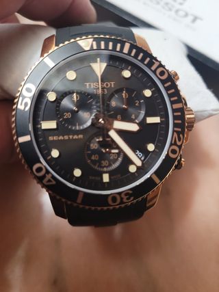 Reloj Tissot Seastar 1000 Cronógrafo Negro/Oro