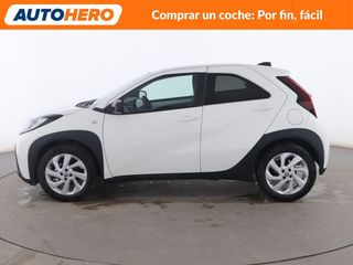 Toyota Aygo X Cross 1.0 Play