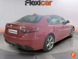 Alfa Romeo Giulia VELOCE Q4 1995 cm³ 206 kW / 280 CV