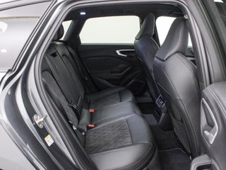 AUDI A5 2.0 PHEV E-HYBRID QUA 220 BUSINESS AVANT 299 5P
