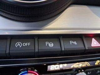 Audi Q2 Design 30 TFSI 85kW (116CV)