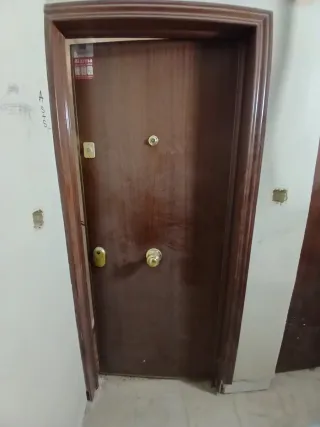 Puerta blindada de entrada