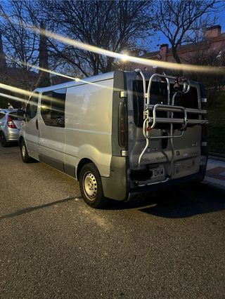 Opel Vivaro 2005