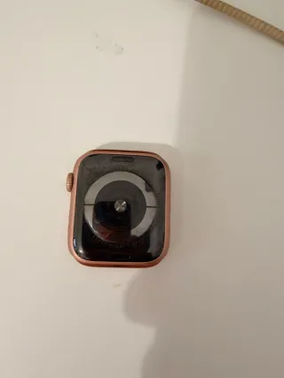 Relojes Apple Watch Naranja y Rojo