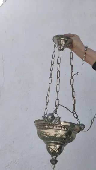 Lámpara colgante de metal plateado