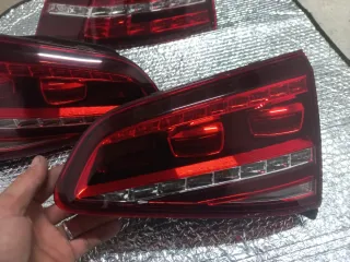 2 Pilotos Traseros de maletero Volkswagen Golf 7