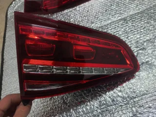 2 Pilotos Traseros de maletero Volkswagen Golf 7