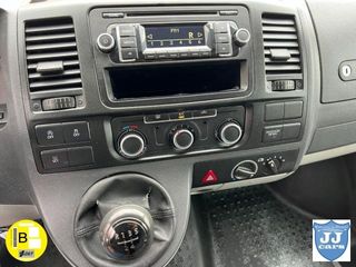 VOLKSWAGEN TRANSPORTER 2.0TDI COMBI 9