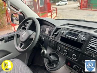VOLKSWAGEN TRANSPORTER 2.0TDI COMBI 9