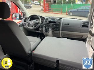 VOLKSWAGEN TRANSPORTER 2.0TDI COMBI 9
