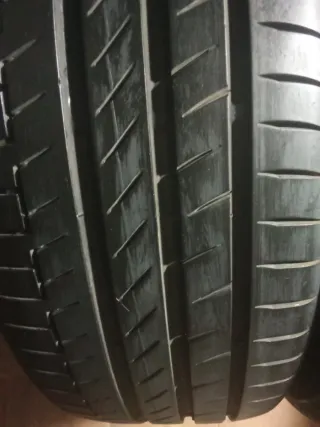 Neumáticos Continental 215/55/18 95H