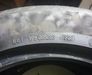 Neumáticos Continental 215/55/18 95H