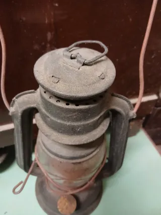 Lanterna a olio vintage