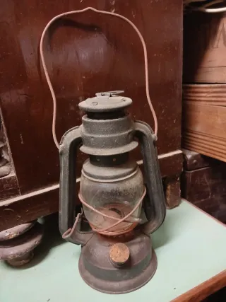 Lanterna a olio vintage