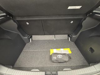 Toyota Yaris 1.5 120H Business Plus