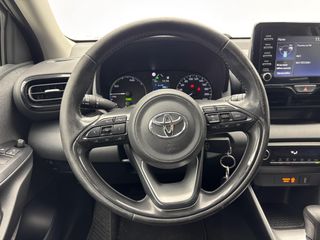 Toyota Yaris 1.5 120H Business Plus