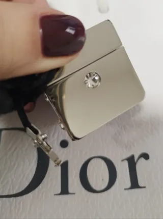 Ciondolo Dior con strass e charm D